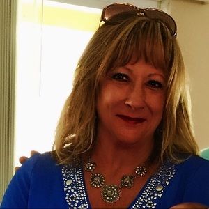 Meet your Posher, Kimberly